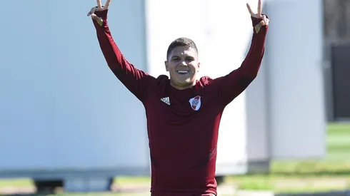 Juan Fernando Quintero ya es jugador libre y llegará a River la próxima semana, una vez que Colombia juegue un amistoso contra Honduras.