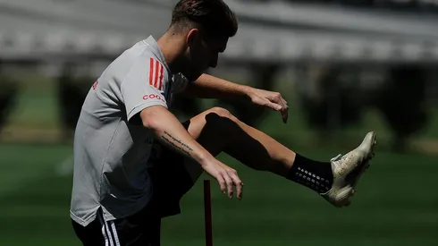 Benjamín Rollheiser y Fabrizio Angileri, que no viajaron a la pretemporada en San Martín de los Andes por no extender sus vínculos, se entrenaron en el River Camp.