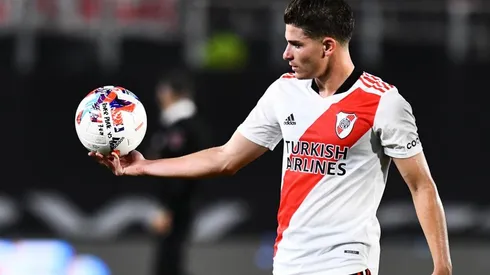 Julián Álvarez es buscado por varios clubes europeos pero River se mantendrá firme en su postura y no aceptará ofertas por él.