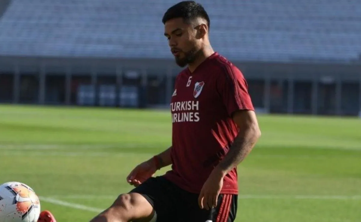 Paulo Díaz no se presentó al entrenamiento de este martes por precaución