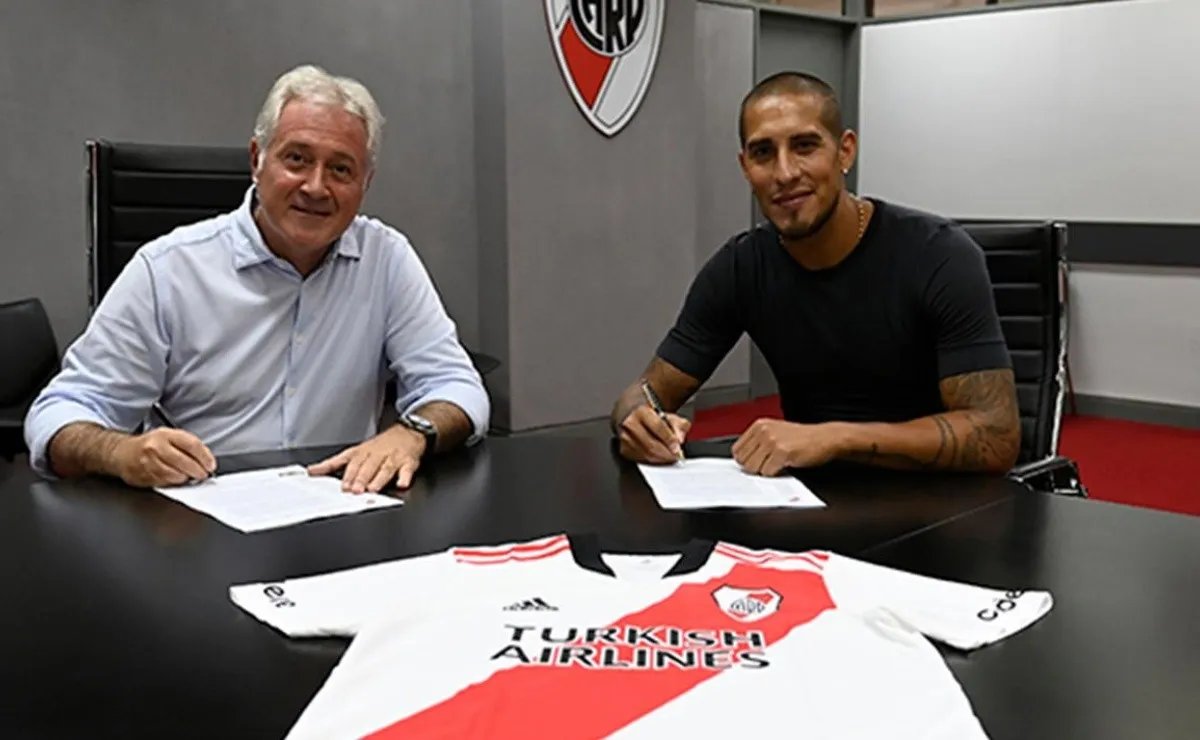 Matías Patanian junto a Jonatan Maidana, el caudillo renovó su contrato por un año.