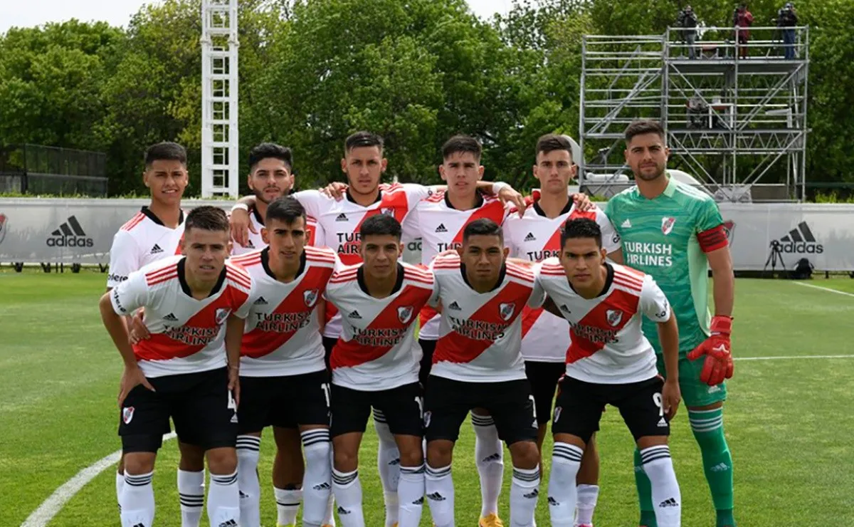 Los dos futbolistas de Reserva que quieren emigrar en este mercado.