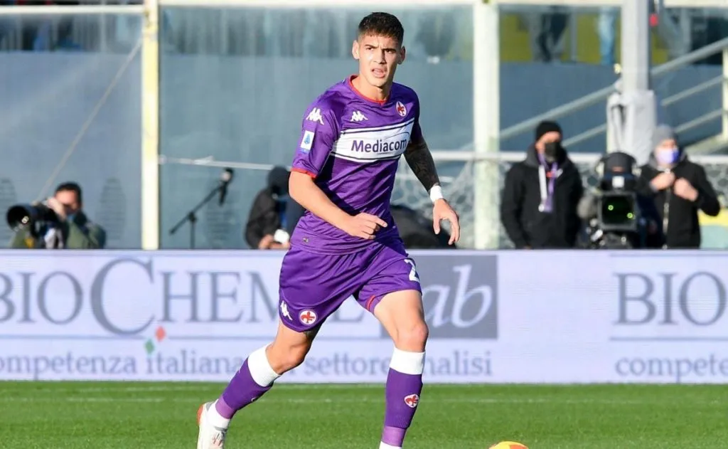 Lucas Martínez Quarta siempre recordó a River a la distancia y no dejó pasar nunca una fecha festiva.