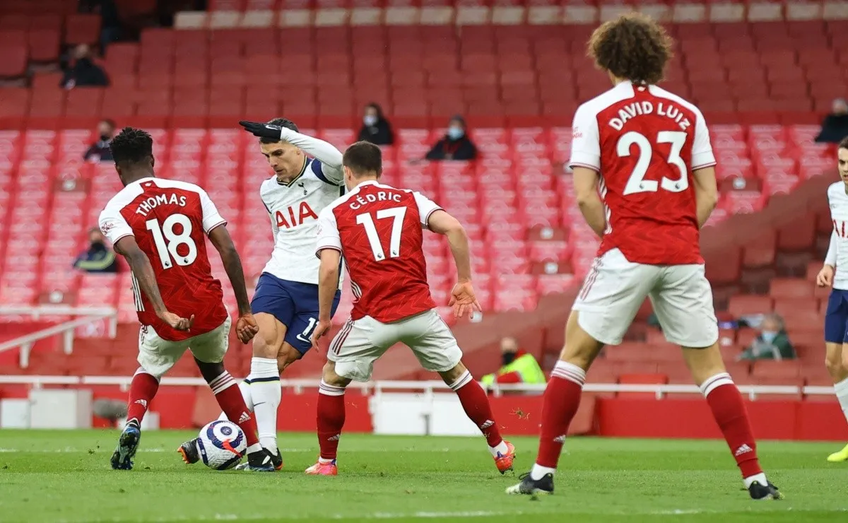 Un gol de Erik Lamela en Tottenham es candidato al mejor del año.