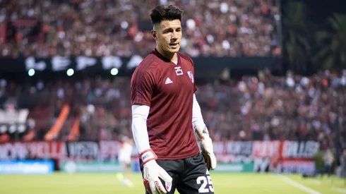 Bologna disputó un total de 18 partidos con el buzo de River.