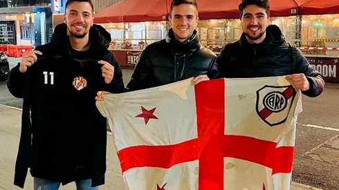 Agustín Palavecino se encontró en Nueva York con un fanático de River que le escribió por redes sociales para sacarse una foto.