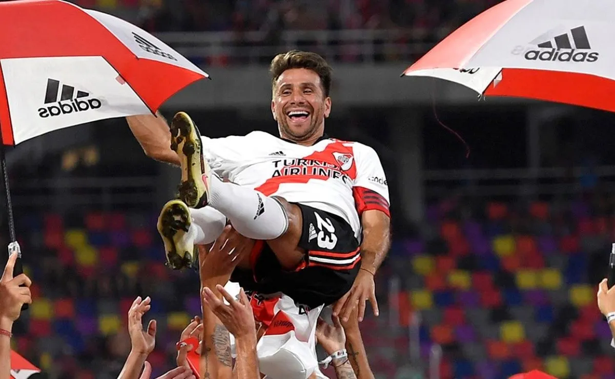 Leonardo Ponzio contó cómo fue la charla que tuvo con Gallardo cuando tuvo la miocarditis a mitad de año, el DT lo convenció para que siga y se retire en cancha.