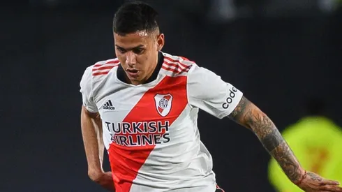 Alex Vigo aparece en carpeta de dos clubes del fútbol argentino.