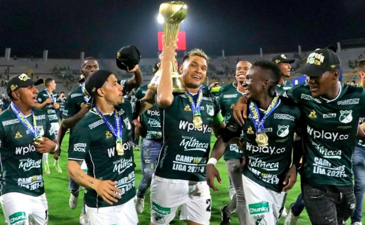 Teófilo Gutiérrez, ex delantero de River, celebró su decimocuarto título en su exitosa carrera. Deportivo Cali ganó el Torneo Finalización en Colombia.