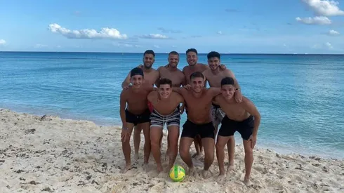 La Araña goza de un merecido descanso junto a un amigo ex River.