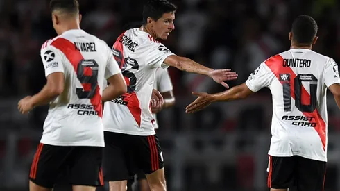River y una presencia muy especial en la previa del partido con Colón.