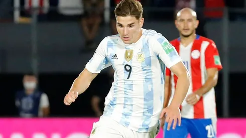 Julián Álvarez, la joyita que la rompió en el segundo semestre con la camiseta de River, habló de cómo es jugar con Messi y el sueño de jugar el Mundial en 2022.