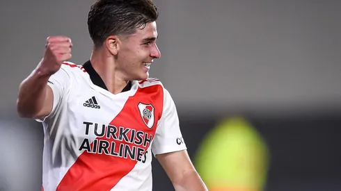 Julián Álvarez, goleador del torneo y figura de River, eligió sus tres mejores goles en la última Liga Profesional.