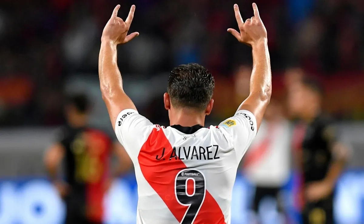 River y Colón se enfrentaron por el Trofeo de Campeones en el Estadio Único Madre de Ciudades.