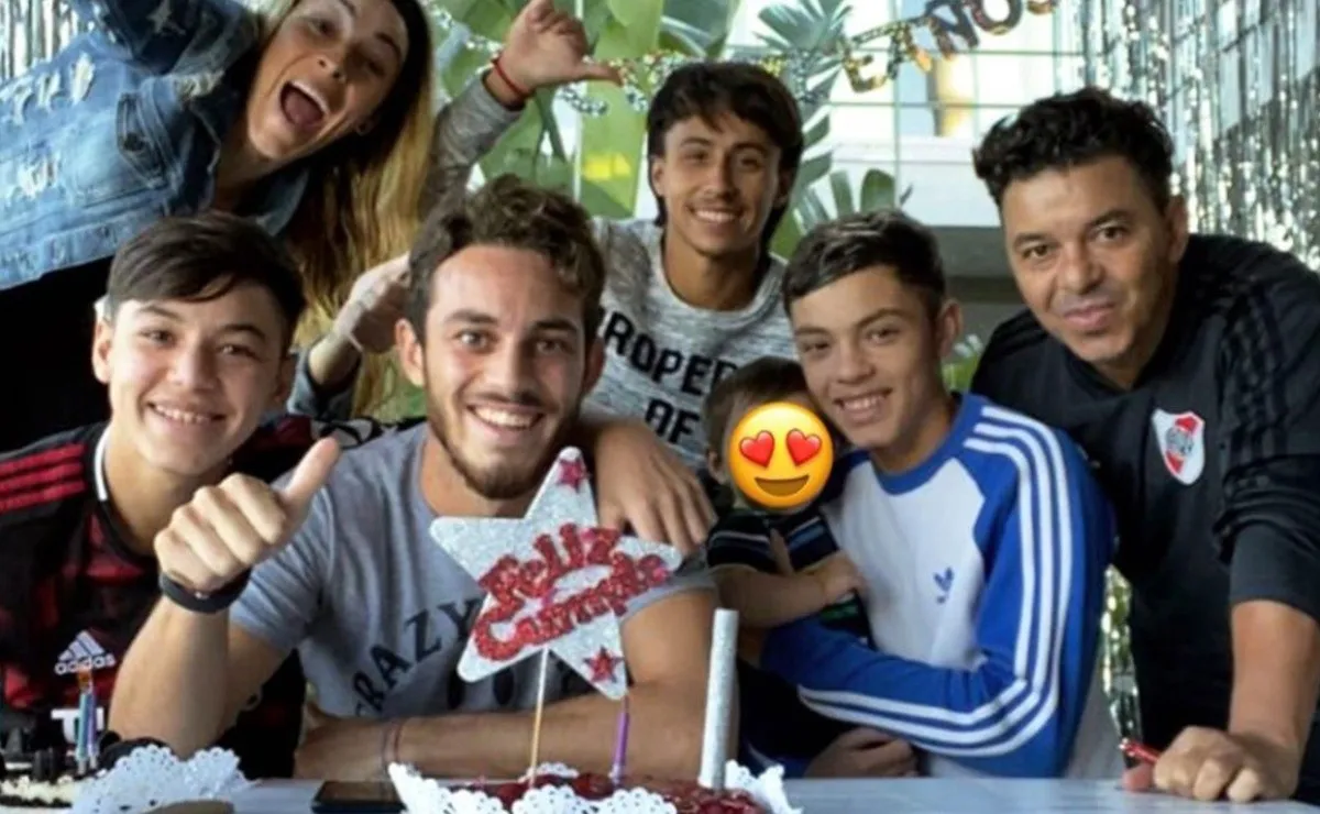 Uno de los hijos del Muñeco buscará vencerlo este sábado.