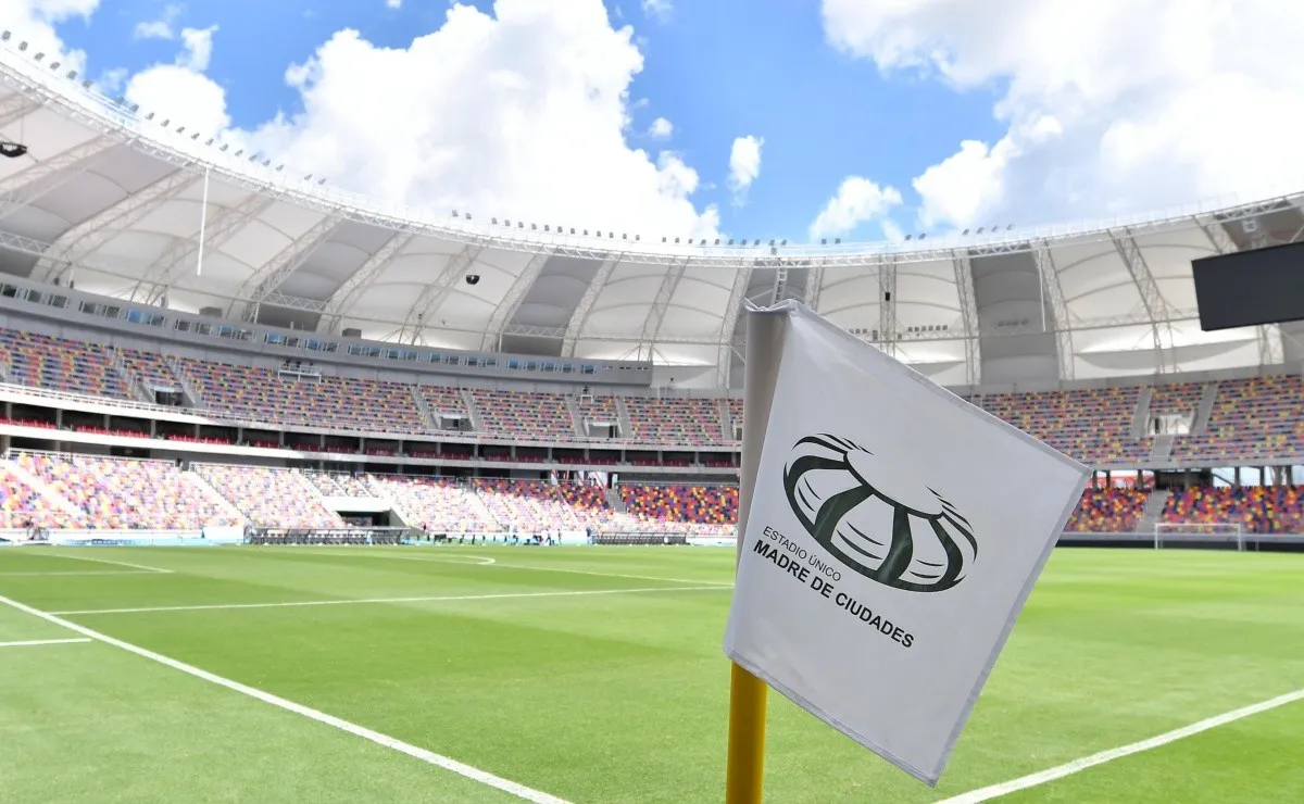 El estadio Madre de Ciudades espera la final del Trofeo de Campeones.