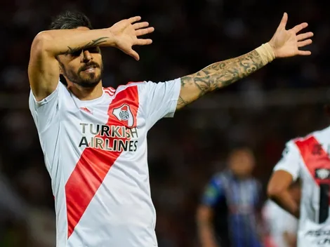 Los saludos del mundo River para Scocco