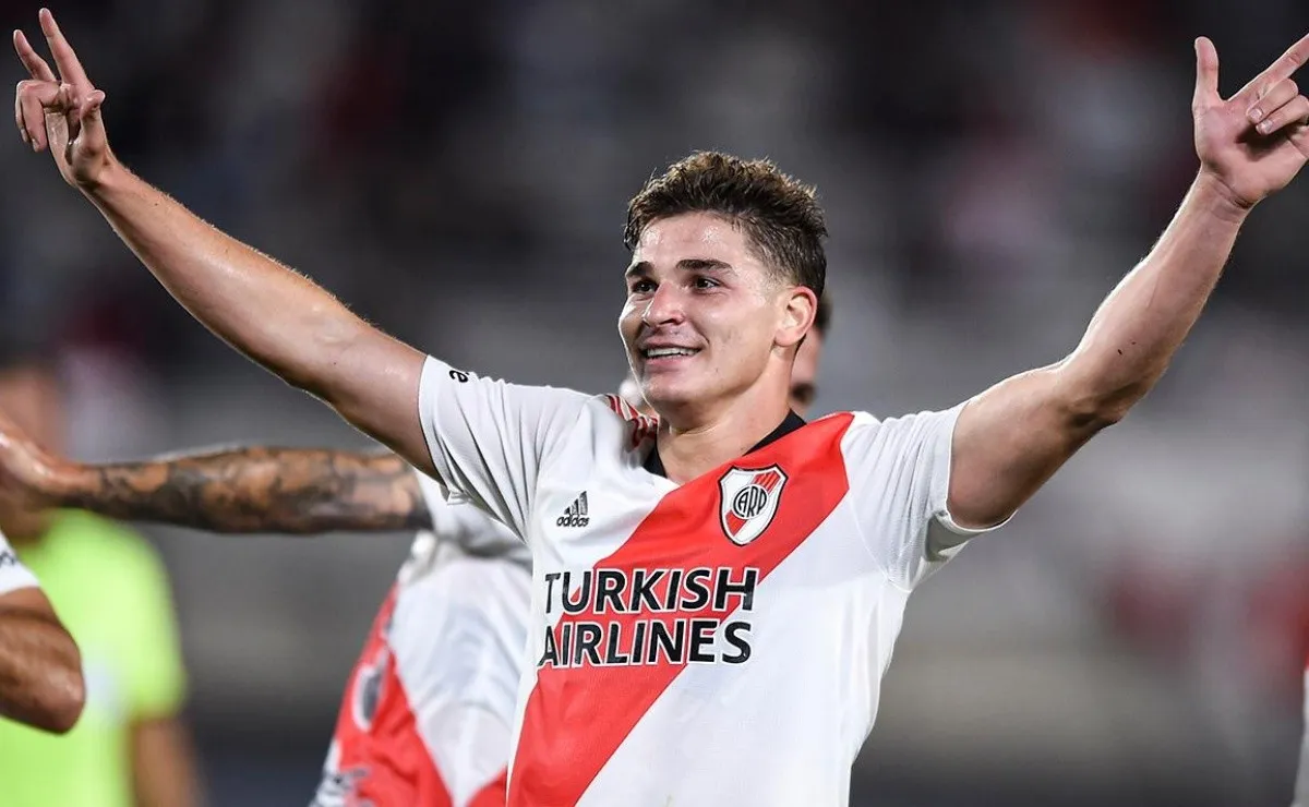 Julián Álvarez se encamina a ser el máximo goleador de la Liga Profesional.