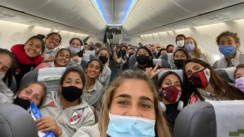 Las Millonarias emprendieron viaje rumbo a Brasil.