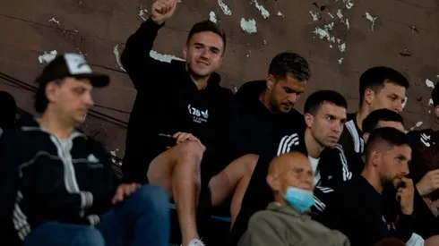Agustín Palavecino vio desde la platea el partido entre Platense y Huracán por la fecha 23 de la Liga Profesional.