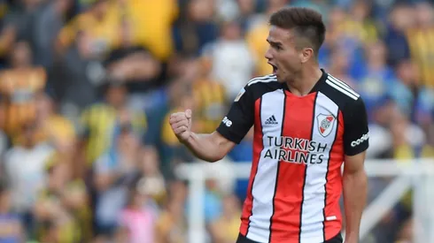 Agustín Palavecino marcó los dos goles de River en Rosario.