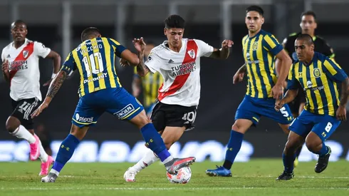 River, flamante campeón de la Liga Profesional, visita a Rosario Central el próximo domingo en el Gigante de Arroyito a partir de las 17 horas.