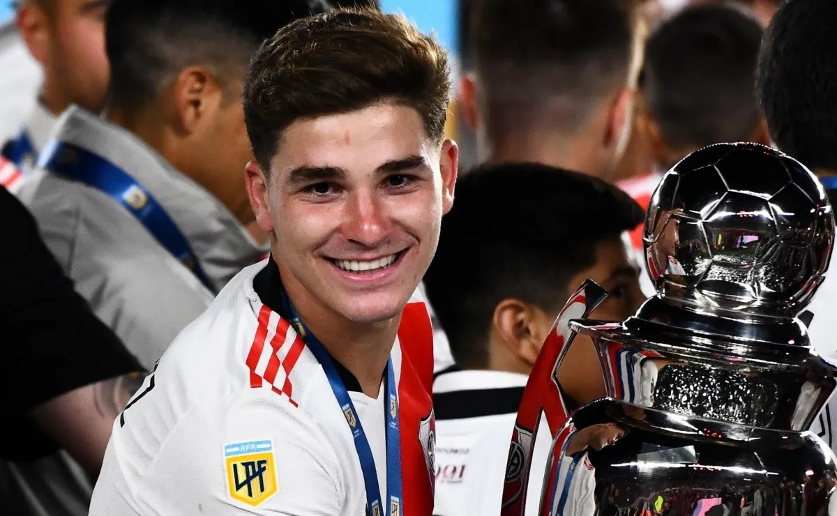 Julián, otro que puso en duda su continuidad.