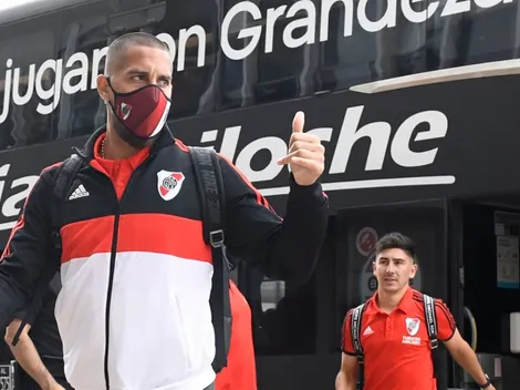 River ya llegó al Monumental y espera por el inicio del clásico