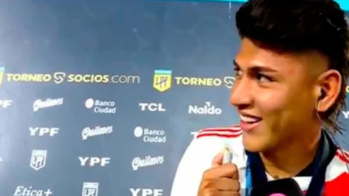 Jorge Carrascal se cruzó en los festejos con Julián Álvarez y Enzo Pérez a través de los micrófonos de la transmisión.