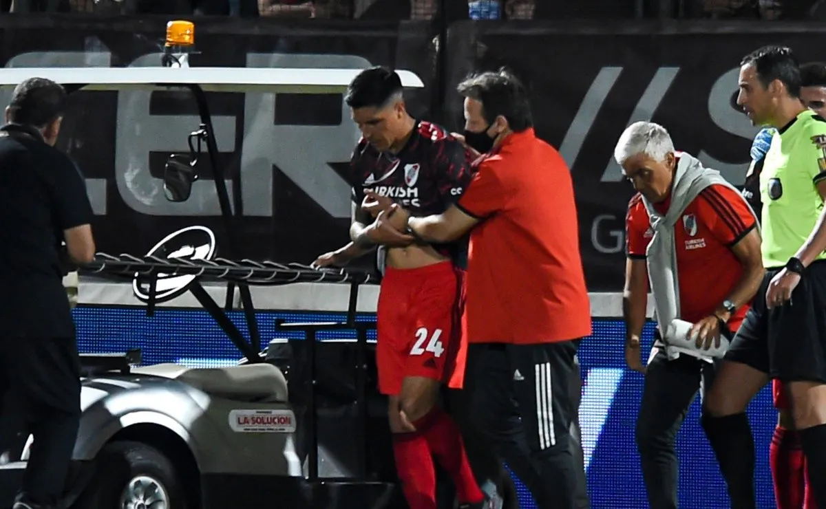 Enzo se luxó el codo pero por suerte no deberá ser operado.