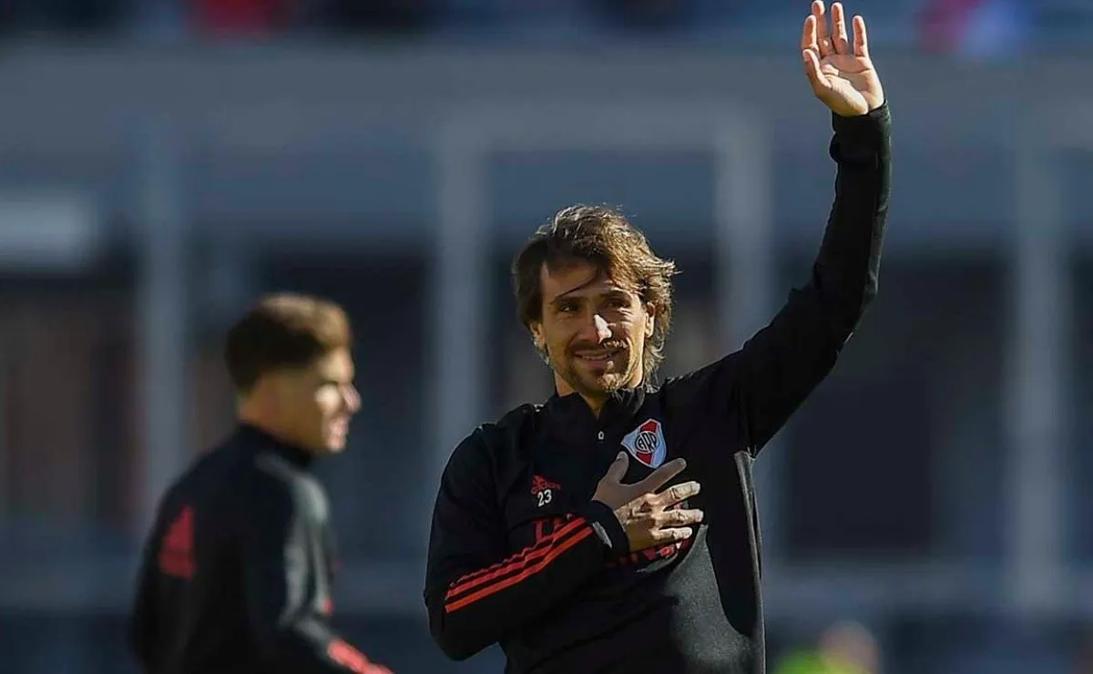 Leonardo Ponzio se metería en el equipo titular para enfrentar a Racing y podría dar su vuelta número 16 con River antes de su retiro.