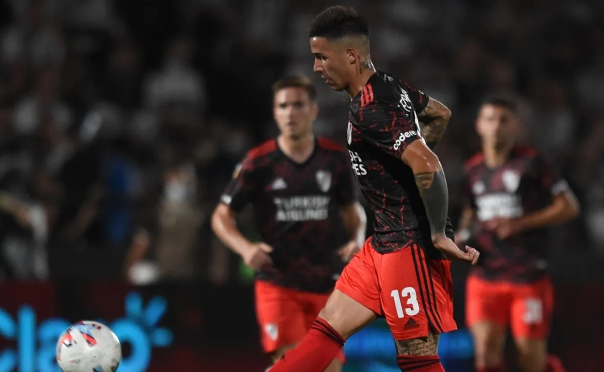 Enzo Fernández, la gran figura de River contra Platense, analizó la posición en la que jugó y expresó su deseo de dar la vuelta olímpica con el club de sus amores.