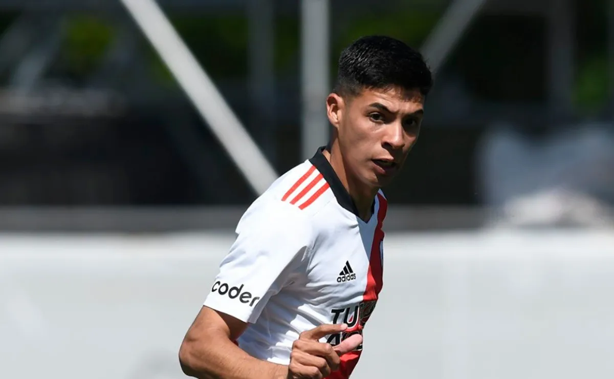 El jugador de Reserva podría estar en el banco frente a Platense el domingo.