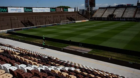 La cancha de Platense sería la sede de Barcelona en Buenos Aires