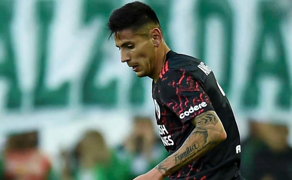 Fabrizio Angileri será convocado en River para enfrentar a Platense por la Liga Profesional, pero seguramente comience en el banco de suplentes.