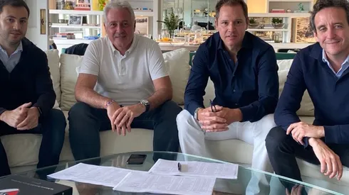 Di Carlo, Patanian, Brito y Villarroel, al momento de ponerle sus firmas a las candidaturas