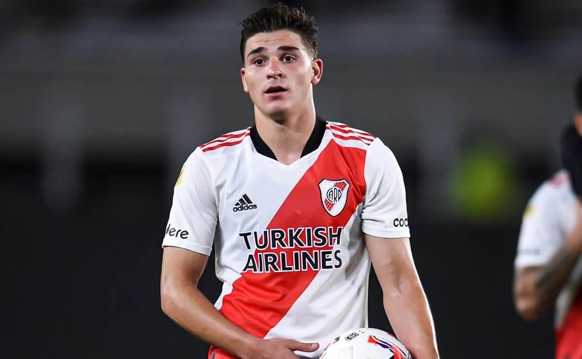 Julián Álvarez y otra noche soñada en el Monumental.