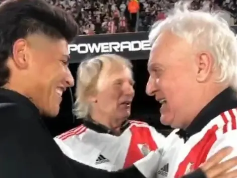 El abrazo entre Alonso y Carrascal: "Vamos, para adelante"