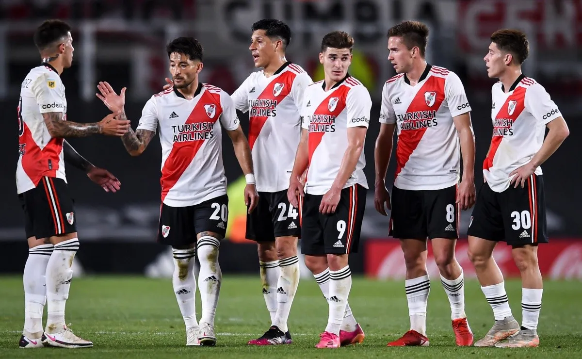 El Más Grande enfrenta a Patronato en un partido fundamental.