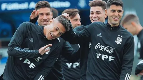 Gonzalo Montiel, Lucas Martínez Quarta, Julián Álvarez y Exequeil Palacios en la Selección Argentina.