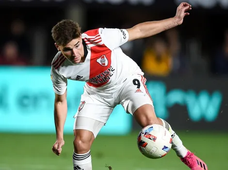 ¿Se va con Martínez Quarta? Fiorentina está tras Álvarez