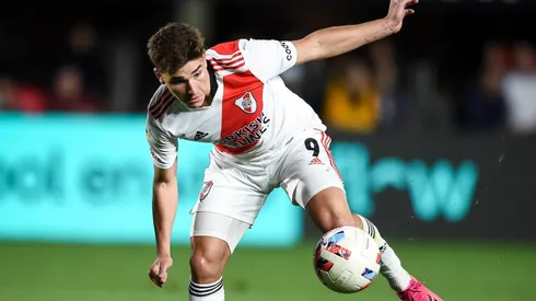 Julián Álvarez volvió a ser figura ante Estudiantes.