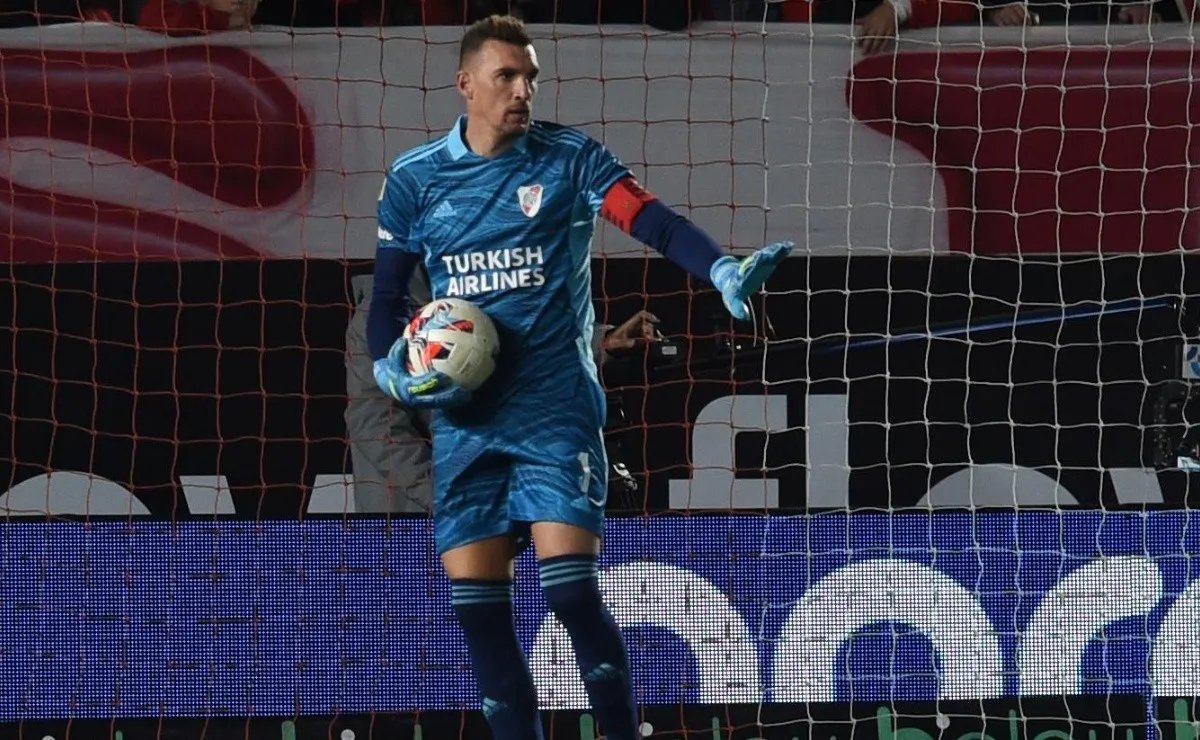 Franco Armani fue la figura de River ante Estudiantes.