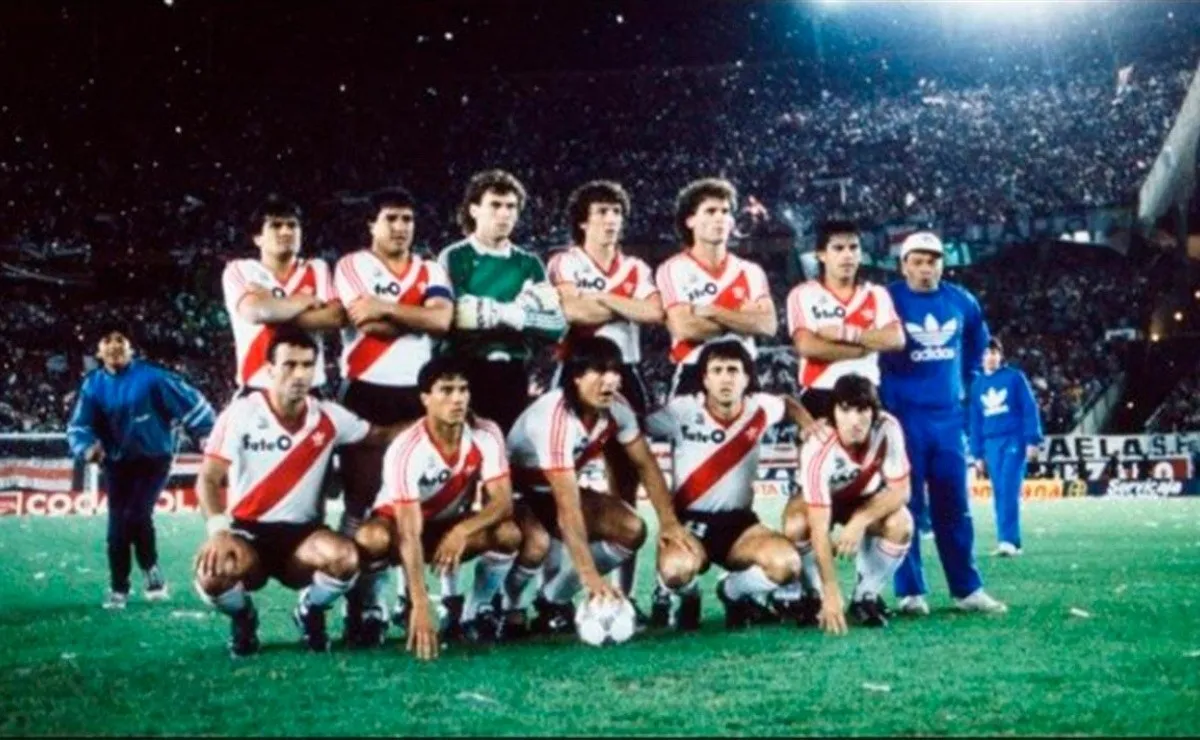 Los campeones de 1986 serán homenajeados en el Monumental en la previa del partido entre River y Patronato del próximo domingo 7 de noviembre.