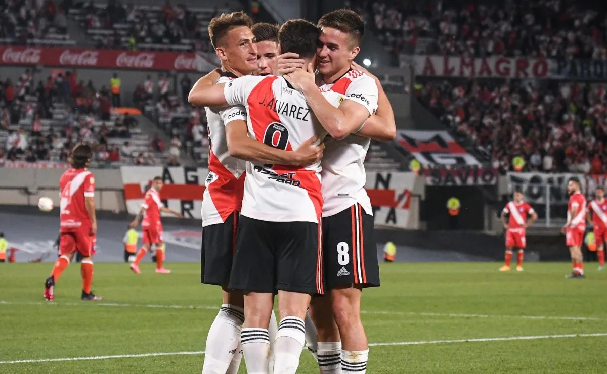 El Más Grande quiere coronar el año con el título local.