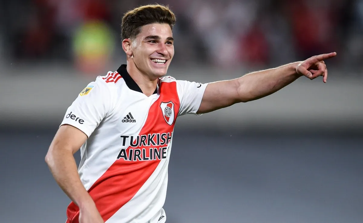 Julián Álvarez está entre los goleadores del torneo con 11 goles.