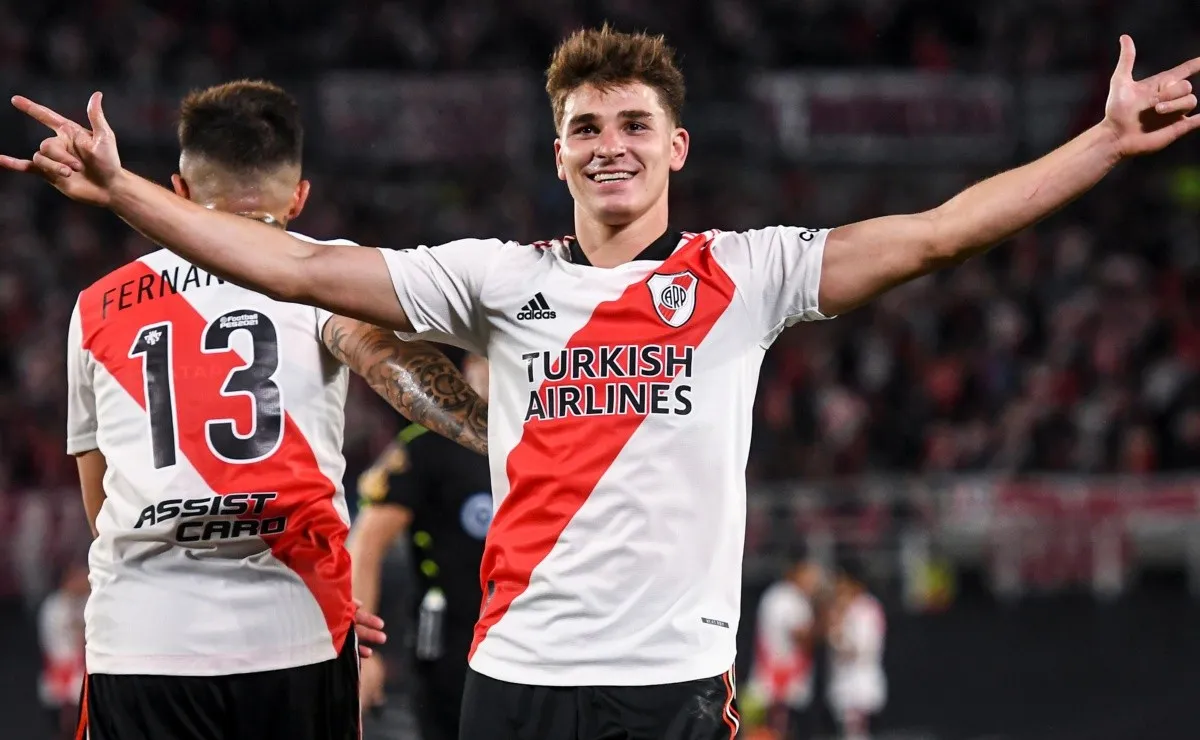 River enfrentó a Argentinos Juniors en el Estadio Monumental por la fecha 18 de la Liga Profesional.
