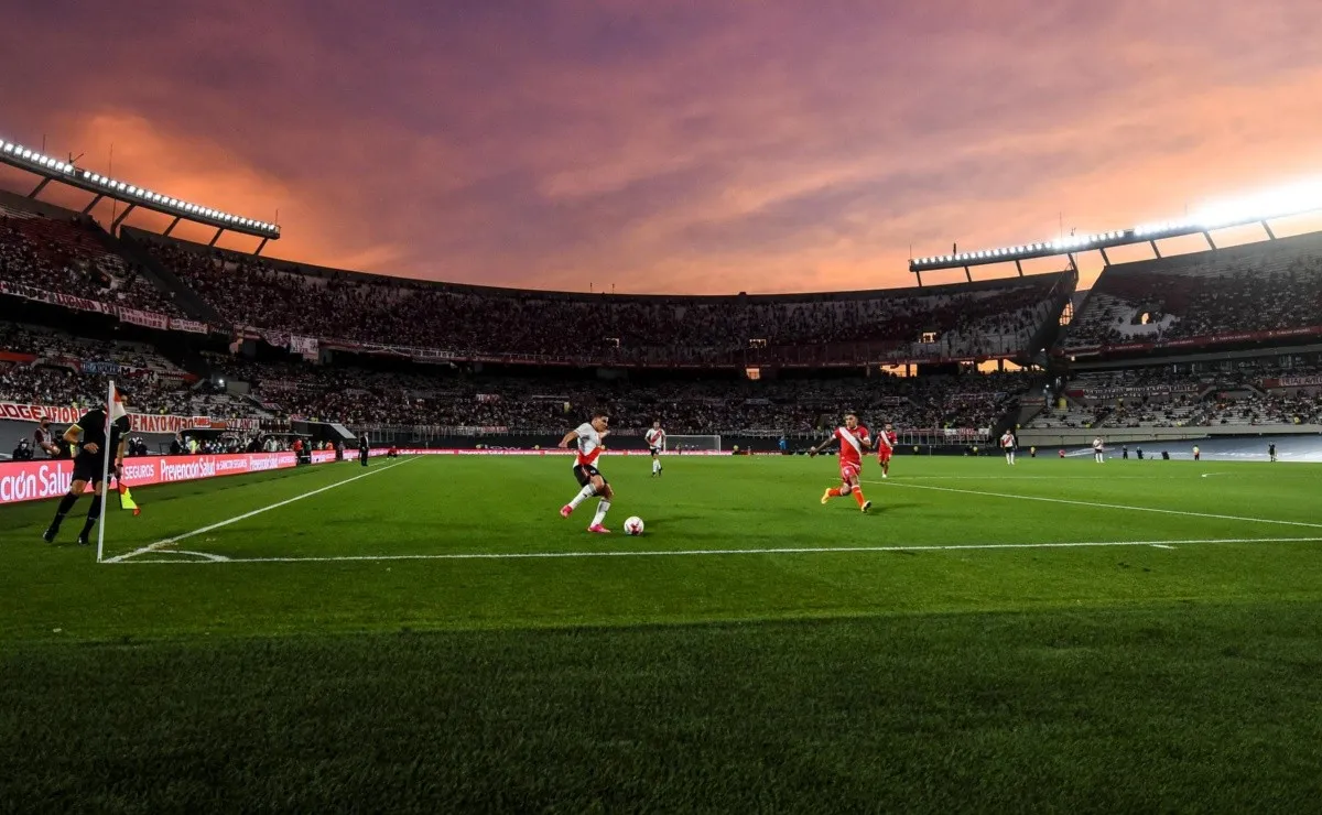El césped del Monumental es el mejor de la Argentina.