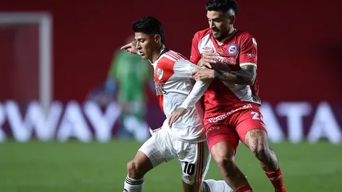 Elías Gómez, el lateral que interesa en River.