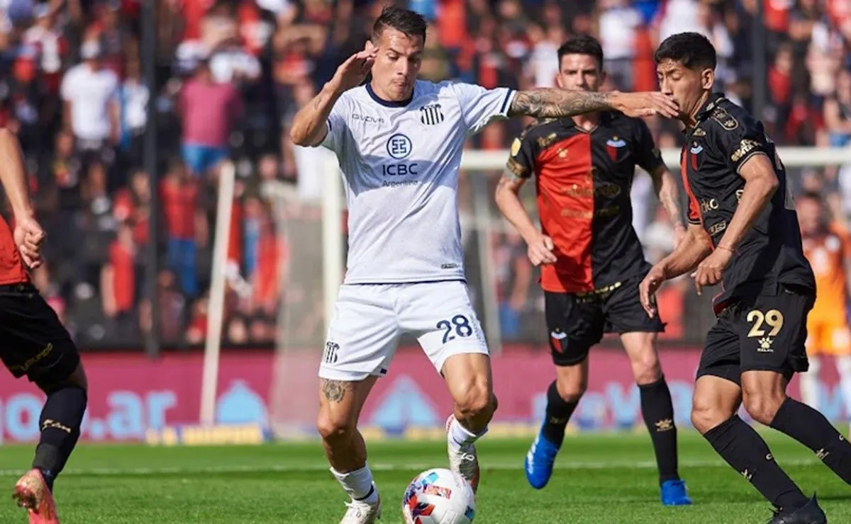 Carlos Auzqui podrá jugar para Talleres contra River, pero los cordobeses deberán pagar una cifra en dólares.